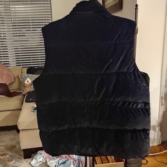 Athleta Black Velvet Puffy Vest XL** - Picture 5 of 5